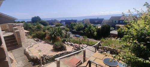 Pettycur Apartment | KINGHORN - Private Room, own entrance, ensuite, sunroom & Views