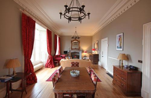 Kinghorn Apartment | Kinghorn Town Hall