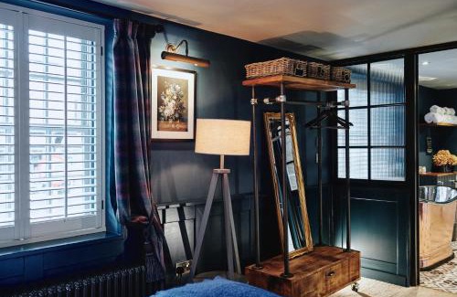 Runnymede Hotel | Kings Arms - Egham-Windsor