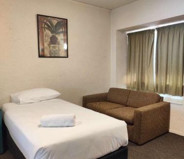 Hamilton North Hotel | Kings Court Motor Lodge