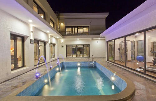 Ahmedabad Apartment | Kings Villa