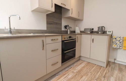 Thornton-Cleveleys Cottage | KINGS WALK, pet friendly, with a garden in Cleveleys