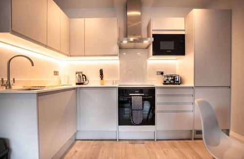 Staines Apartment | Kingsbridge House Apartment Thirty five