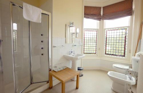 Galashiels Hotel | Kingsknowes Hotel