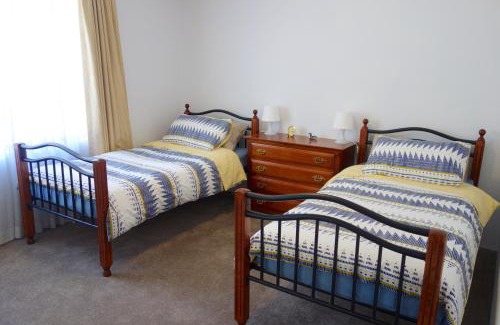 Kingston Apartment | Kingston Comfy Apartment