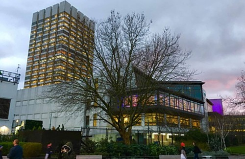 Norbiton Apartment | Kingston Luxe Suites Riverside Apartment Belvilla