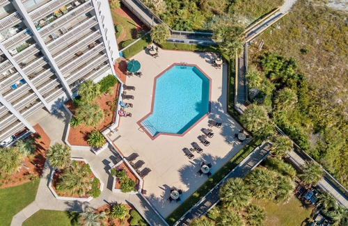 Arcadian Shores Condo | Kingston S Hampton 1510A Studio w/Pool & Beach