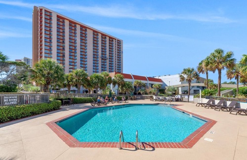 Arcadian Shores Condo | Kingston S Hampton 1510A Studio w/Pool & Beach