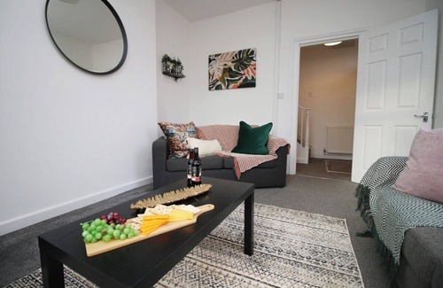 Newport House | Kingsway House by Tŷ SA - Spacious 4bed in Newport