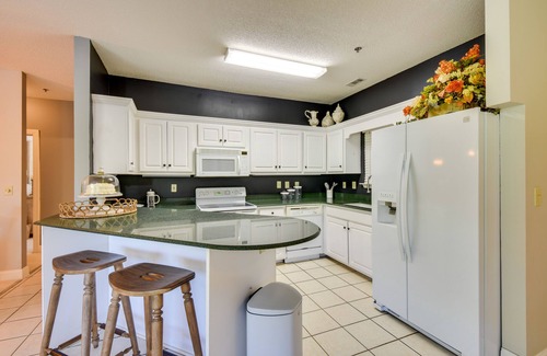 Clayton Condo | Kingwood Resort Condo w/Golf Course Views!
