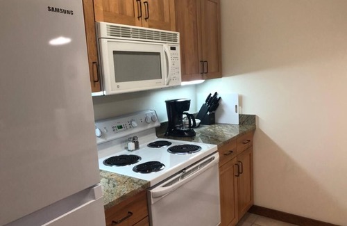 Whitefish House | Kintla Condo Right on chair lift 3!