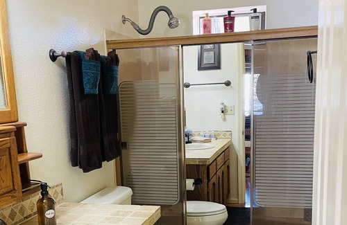 Mountainaire House | Kiowa Mountain Retreat - Jacuzzi Tub!