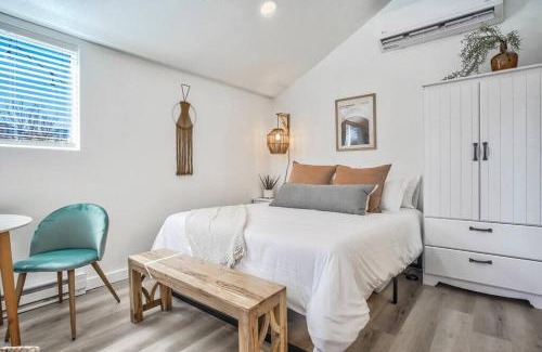 Colorado Springs House | Kiowa Studio - Downtown Pet-Friendly BBQ Fire Pit