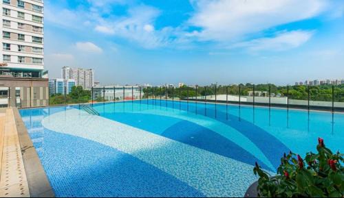 Phu Nhuan Apartment | KIRAKUAN CHILL 2BR Pool/Gym