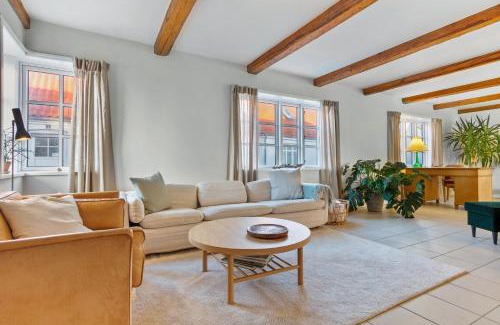 Lokken House | Kirkegade 4 - Lovely Holiday Home In The Heart Of Løkken