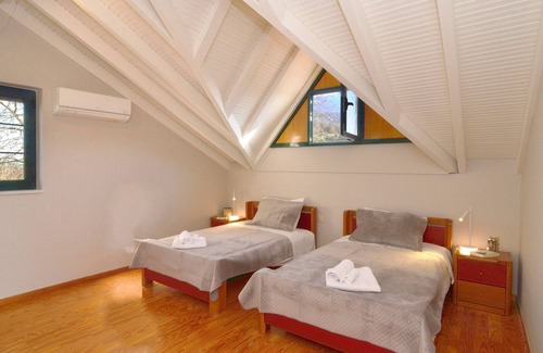 Pylos-Nestoras House | Kiskiras Estate - Private Lux Villa with Pool, Tennis court & gardens