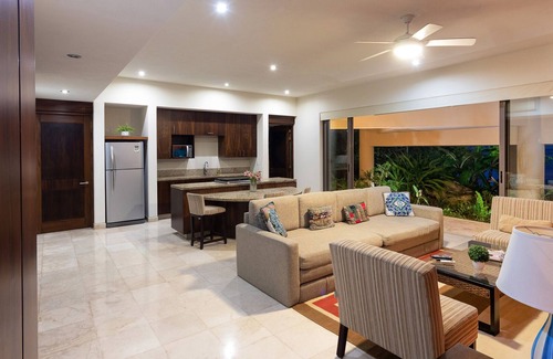 South Shore Hotel Area Villa | Kismet in Puerto Vallarta by Personal Villas - Modern and Luxurious Villa
