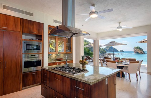 South Shore Hotel Area Villa | Kismet in Puerto Vallarta by Personal Villas - Modern and Luxurious Villa
