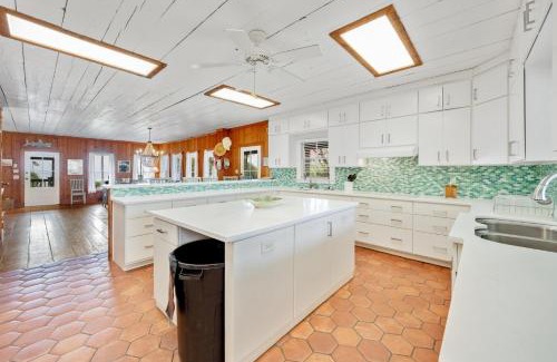 Debordieu Colony House | Kitchens Beach House home by Peace Vacations