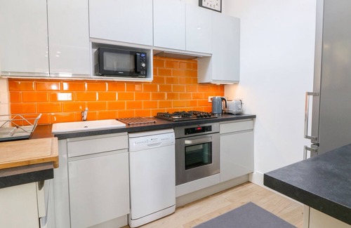 Hythe Cottage | Kits Cottage
