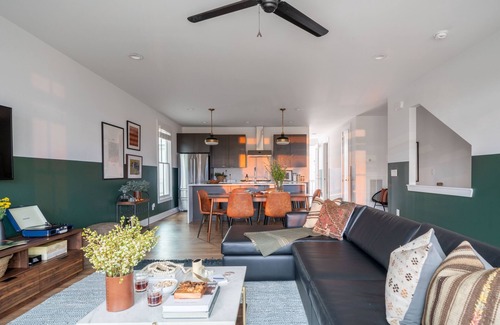 Germantown House | Kitty & Faith by AvantStay | Stylish 2 Home Buyout in Heart of Nashville