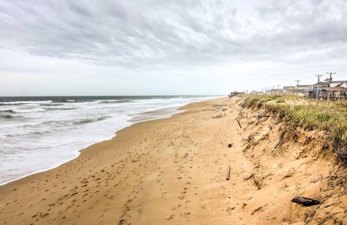 Kitty Hawk House | Kitty Hawk Townhome at Sea Dunes - Walk to Beach!