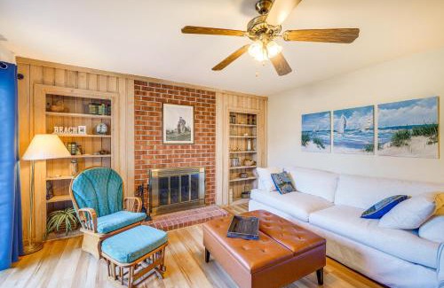 Kitty Hawk House | Kitty Hawk Vacation Rental 1 Mi to Beaches!