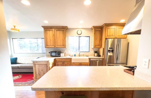 Sisters House | Kittyhawk Retreat Large 3 Bedroom 2 Bth & 2 Half Bth with Sauna and Fire Pit