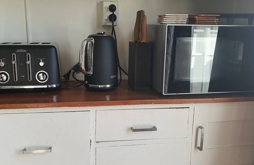 Kawhia House | Kiwi as - cute comfy and an euphoric escape