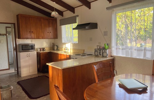 Te Anau House | Kiwi Charm, Cosy Homely Batch
