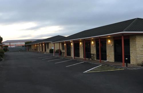 Hawera Hotel | Kiwi Court Motel