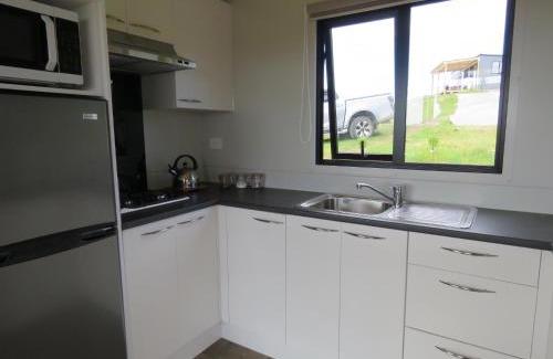 Cable Bay House | Kiwi Scenic Retreat