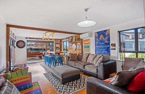 Waihi Beach House | Kiwiana Bach - Waihi Beach Holiday Home
