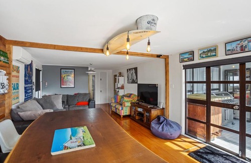 Waihi Beach House | Kiwiana Bach - Waihi Beach Holiday Home