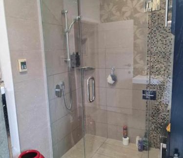 Hamilton North House | KK Boarding Holiday house