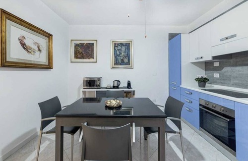 Pozzuoli Apartment | Klaire House: apartment all to yourself on the Pozzuoli harbor