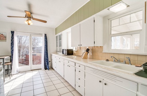 Altamont House | Klamath Falls Home w/Deck ~ 1 Mi to Downtown