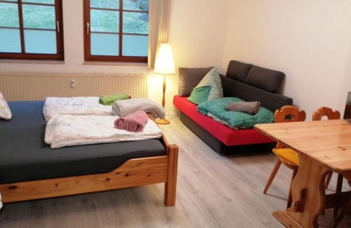 Todtnau Apartment | Kleine, familienfreundliche 1-Zi FeWo am Bach und zwischen zwei Seen