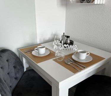 Region Hannover District Apartment | Kleine Möwe, Exklusives ein Zimmer Apartment mit Sauna im Haus