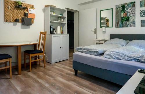 Wiesbaden Apartment | Kleines Souterrain Apartment direkt am Park