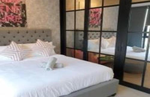 Kota Warisan Apartment | KLIA Glorybnb Bell Suites