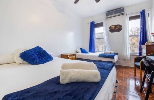 Crown Heights House | KLO Room #5 With Private Bathroom