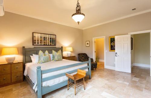 Rural Estates Apartment | Knickerbocker Estate Home, 9 Private Suites