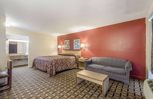 Cleveland Hotel | Knights Inn Cleveland, TN