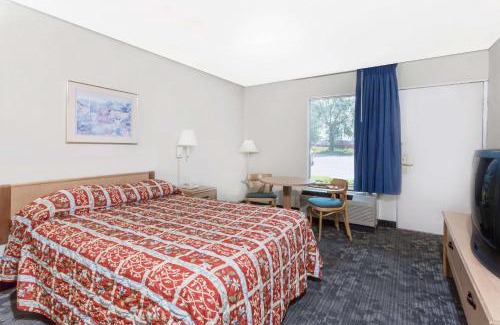 Fredericksburg Hotel | Knights Inn - Fredericksburg