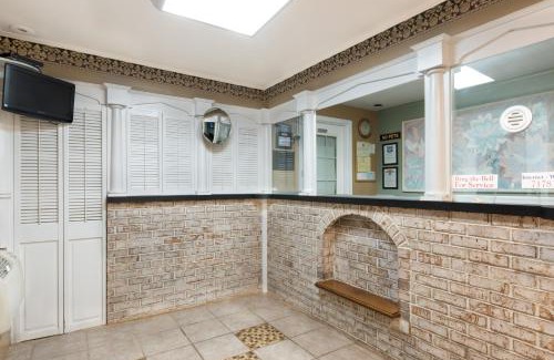Palmyra Hotel | Knights Inn Palmyra