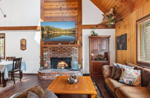 Big Bear Lake House | Knoll Lake Cabin in Big Bear Lake