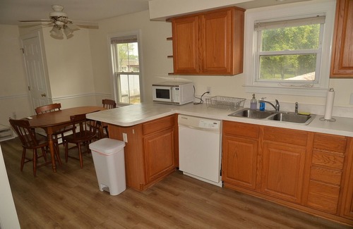 Rock Hall Apartment | Knot's Landing, spacious Apt. downtown Rock Hall