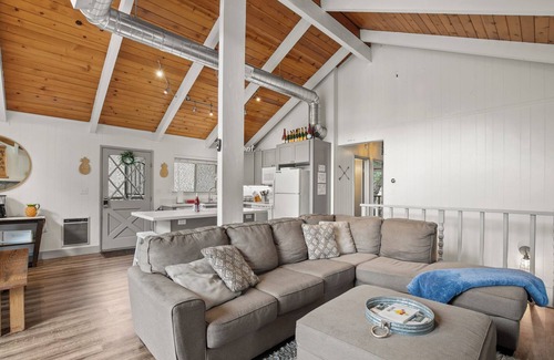 Groveland House | Knotty But Nice - Lake Retreat Near Yosemite