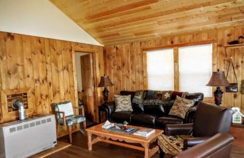 Minocqua House | Knotty Pine White Pine - Lake Minocqua